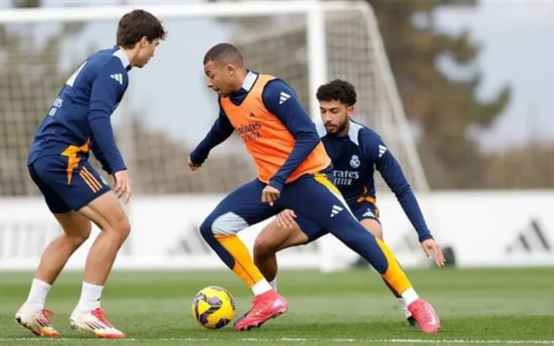 استعداد مكثف.. ريال مدريد يجري تمارينه لمواجهة بيتيس بالدوري الإسباني